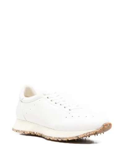 Barracuda Rocket Perforated Sneakers In White