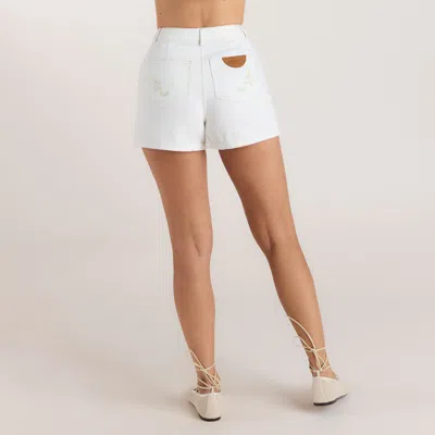 Lounge White In White