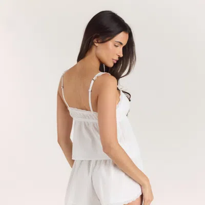 Lounge White In White