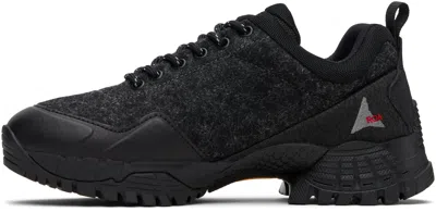 Roa Sneaker Pull Tab Rubber Sole Design In Black