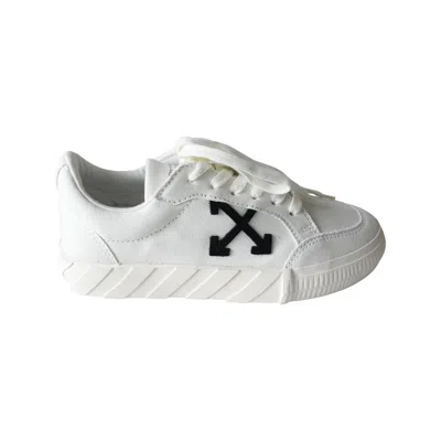 Off-white Low Vulcanized Canvas Sneaker White Black In Multi