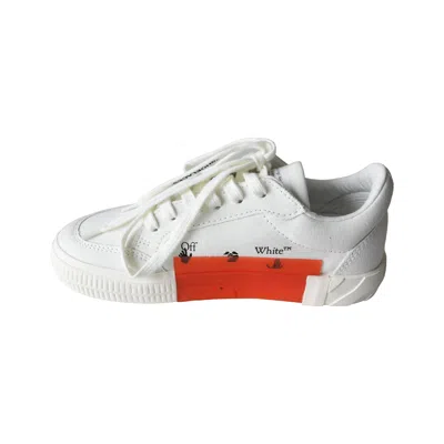 Off-white Low Vulcanized Canvas Sneaker White Black In Multi
