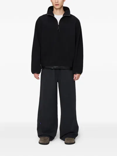 Off Duty Half Zip Crush Pullover In Black