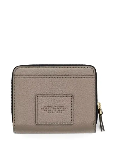 Marc Jacobs Zip Wallet In Neutral