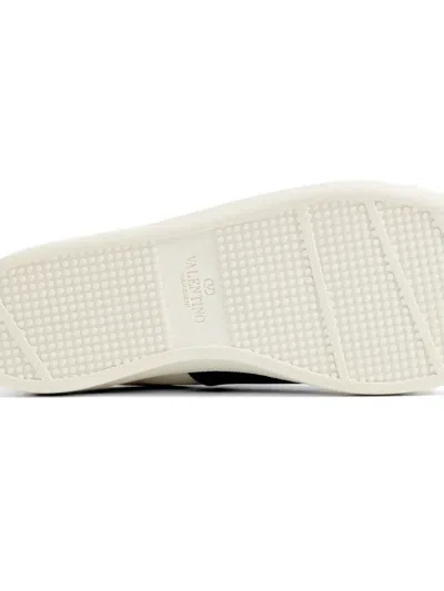 Valentino Garavani Minimalist Leather Sneakers With Contrasting Stripe Detail And Vlogo Signature In White
