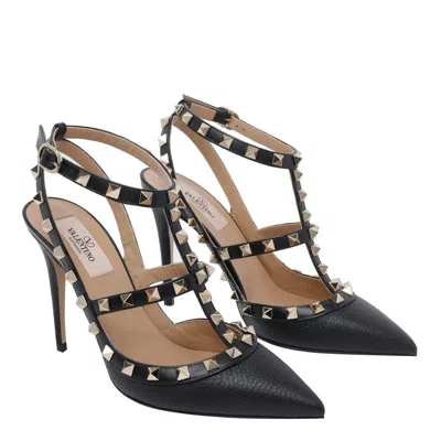 Valentino Studded Leather Decollete Pumps In Black