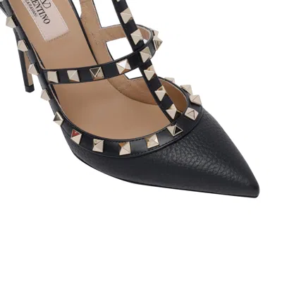Valentino Studded Leather Decollete Pumps In Black