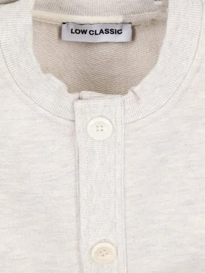 Low Classic Button Sweatshirt In Neutral