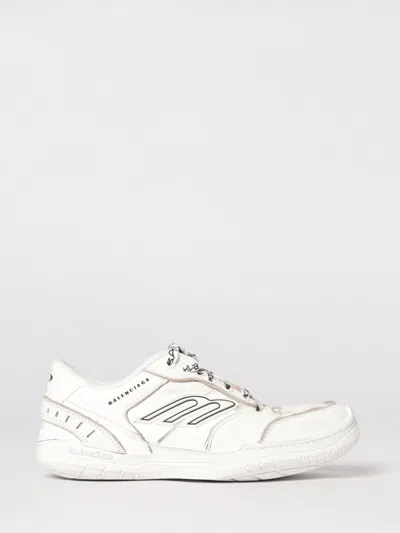 Balenciaga Women Hamptons Worn-out Leather Low-top Sneakers In Neutral