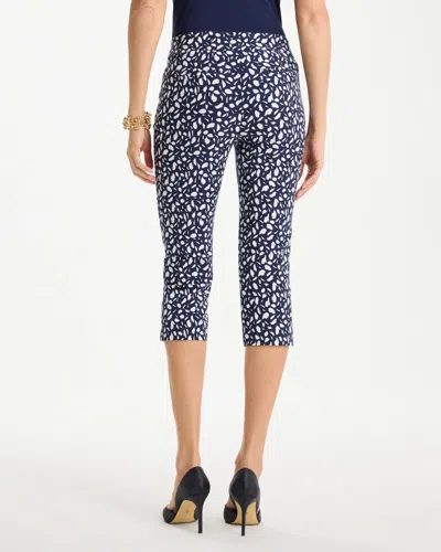 Chico's Brigitte Slim Printed Pull-on Capri Pants In Blue