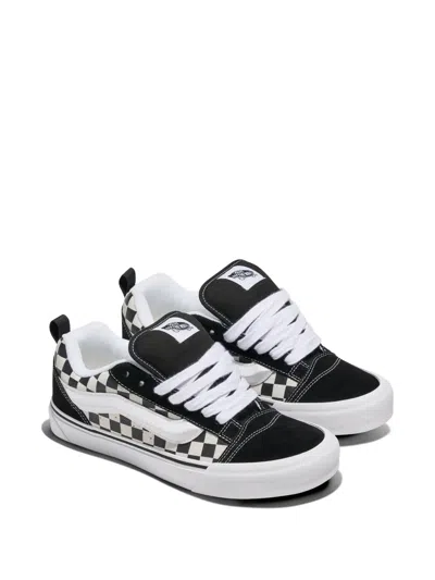 Vans Knu Skool Sneakers In White