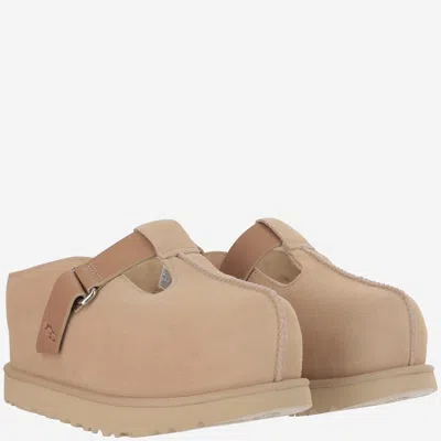 Ugg Smooth Beige Flats With Rounded Toe Design In Brown