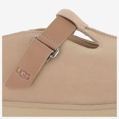 Ugg Smooth Beige Flats With Rounded Toe Design In Brown