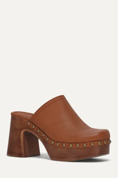 Frye And Co Wylie Clogs In Brown