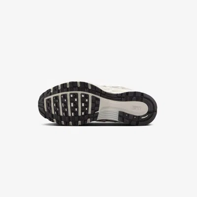 Nike P-6000 Se Sneakers In Neutral