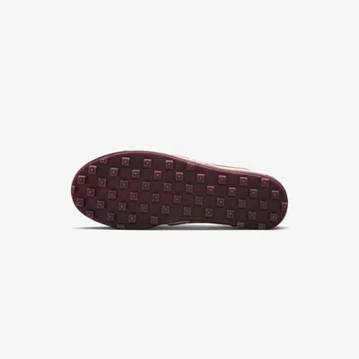 Nike Astrograbber Leather Se Sneakers In Neutral
