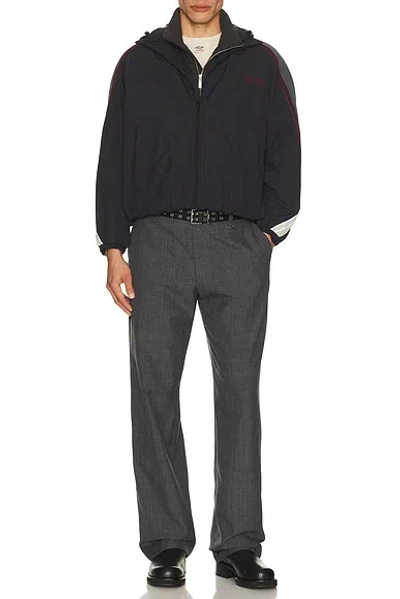 Commission Reversed Tee In Neutral