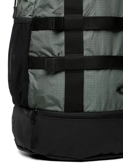 Oakley Utility Reverse Backpack In Blue