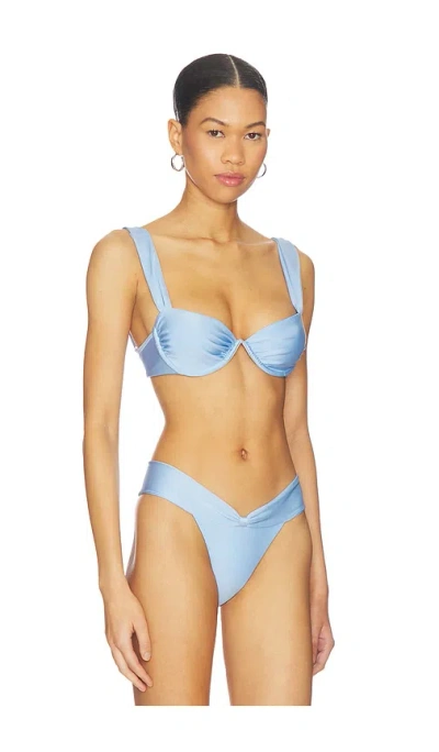 Fae Havana Top In Blue