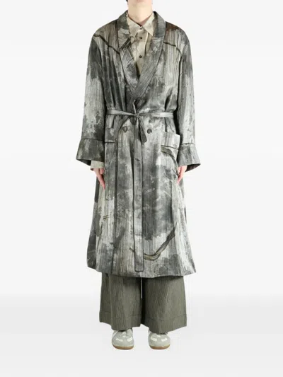 Ziggy Chen Printed Kimono In Gray