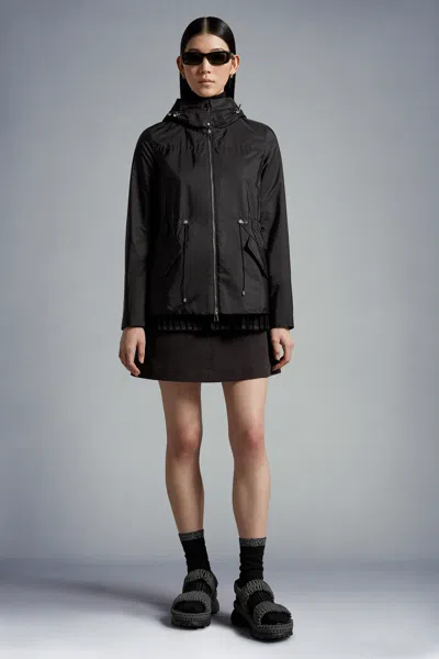 Moncler Baaba Parka Jacket In Black