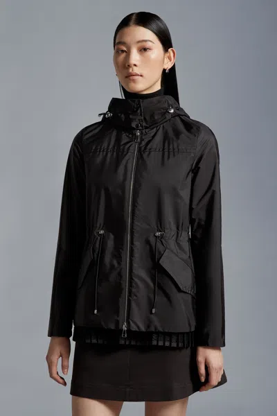 Moncler Baaba Parka Jacket In Black