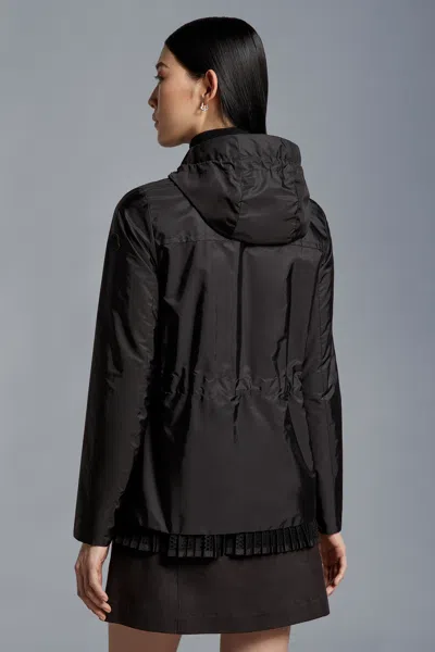 Moncler Baaba Parka Jacket In Black
