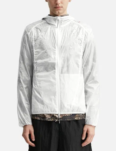 Roa Hue Packable Wind Jacket In White