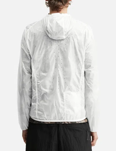 Roa Hue Packable Wind Jacket In White