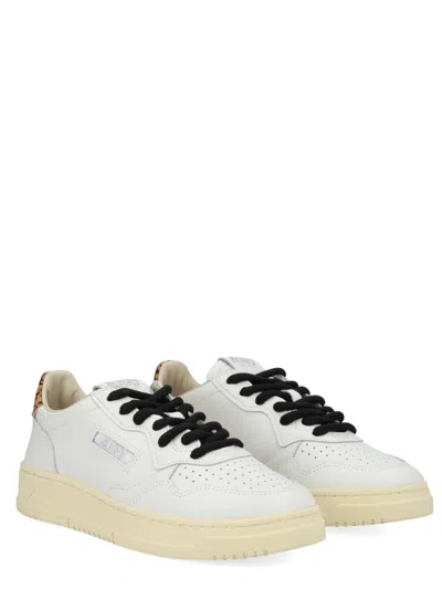 Autry "medalist Low" Sneaker In Multi