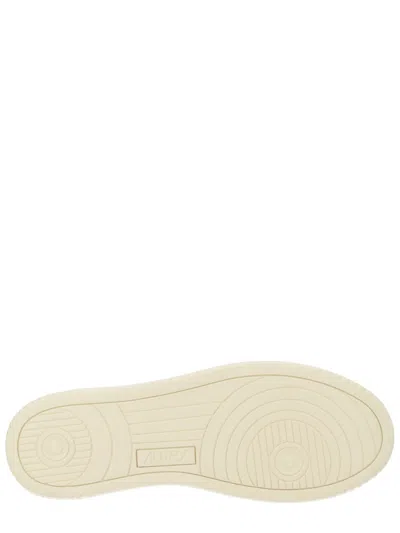 Autry Medalist Low Sneakers In Multi