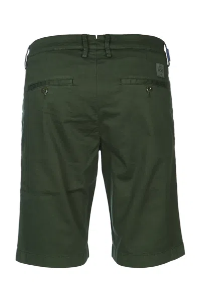 Jacob Cohen Green Solid Shorts In Green