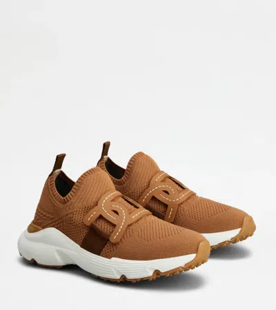 Tod's Modern Knitted Sneakers With Textured Finish In Brown