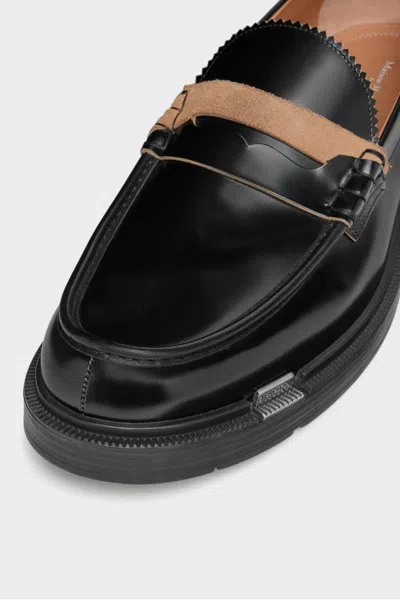 Maison Margiela Sophisticated Loafers For Men In Black