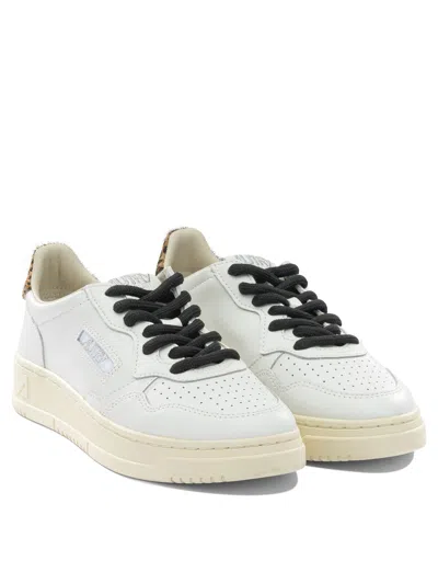 Autry "medalist Low" Sneaker In White