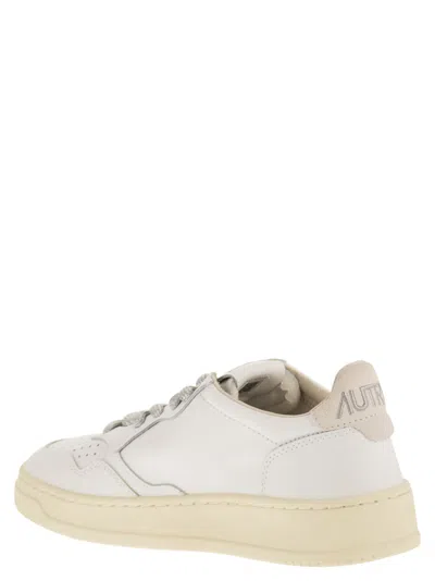 Autry Medalist Low Leather Sneakers In Multi