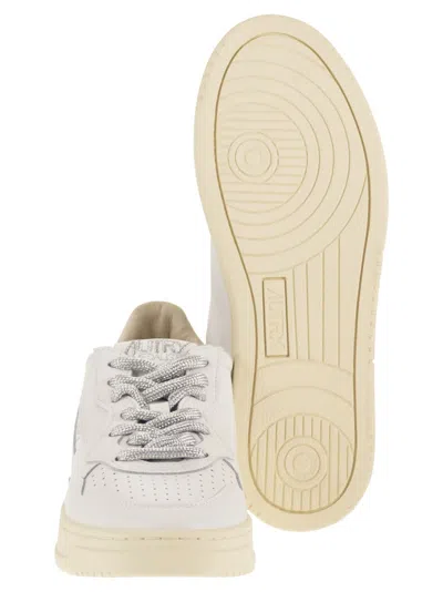 Autry Medalist Low Leather Sneakers In Multi