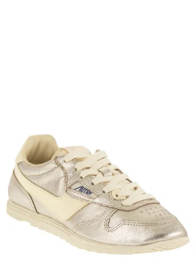 Autry Windspin Leather Trainers In Silver