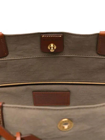 Roberta Pieri 罗伯塔·皮埃里 In Gray