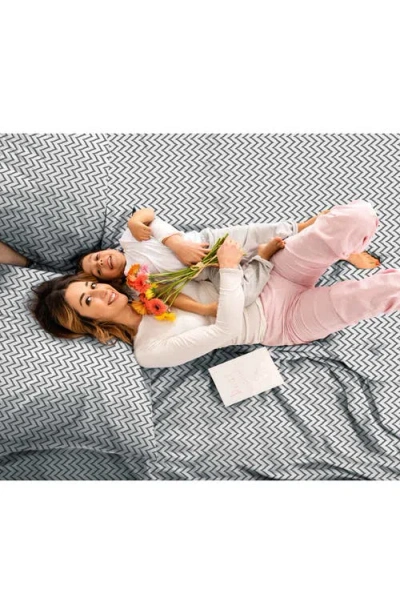 Martex 225 Thread Count Sheet Set In Gray
