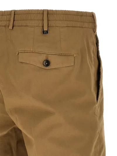 Pt Torino Belt-loop Buttoned Shorts In Brown