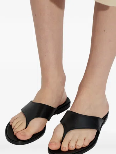 Aeyde Minimalist Wide Strap Toe Post Sandals In Black