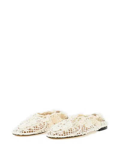 Odissi Iris Flat In White