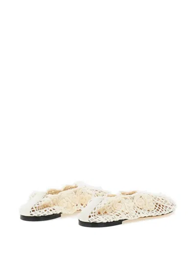 Odissi Iris Flat In White