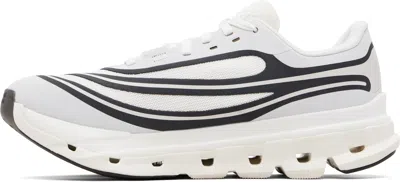 On Cloudflow 5 Ad In White