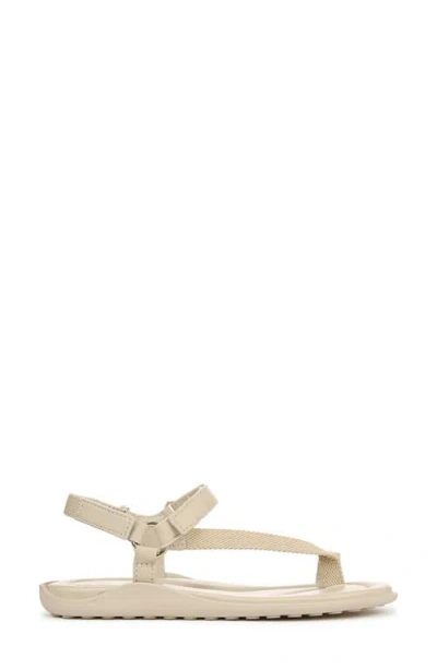 Vince Summer Toe Loop Sandal In Silver