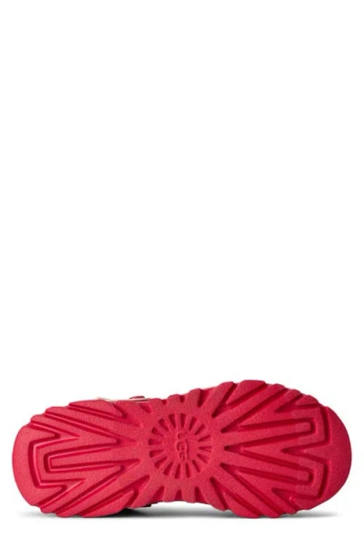 Ugg Peakmod In Red