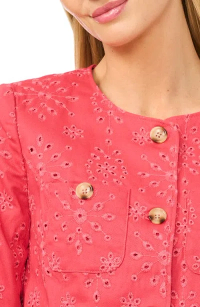 Cece Collarless Eyelet Jacket In Red