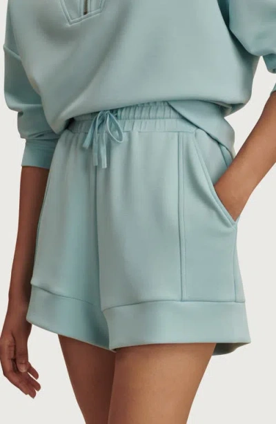 Varley Atrium Drawstring Shorts In Blue