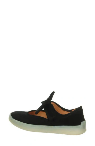 Think ! Turna Bow Sneaker In Black